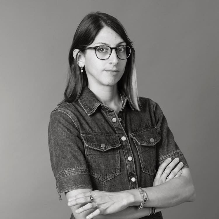 Osnat Oliva portrait