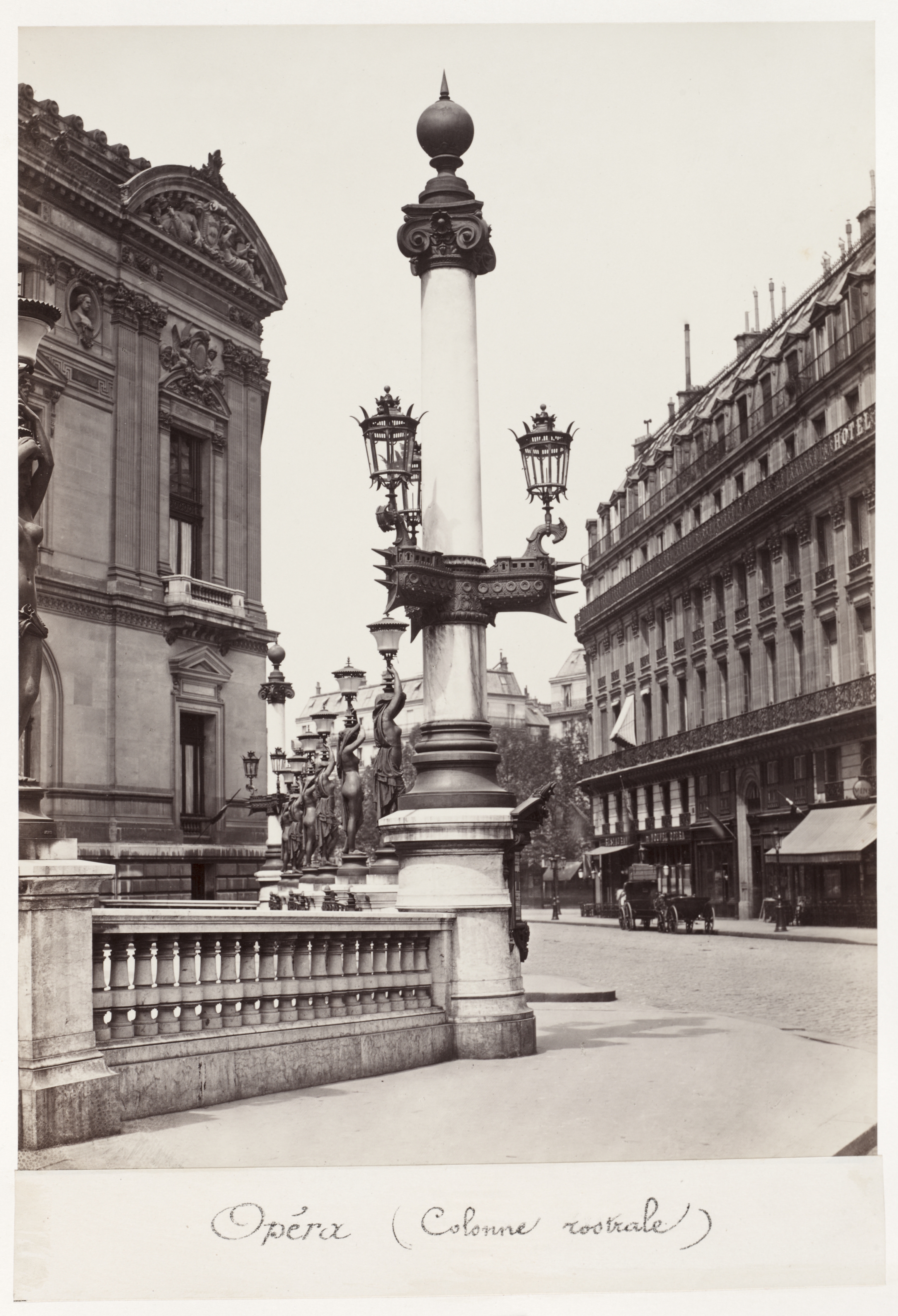 Opéra (Rostral Column)