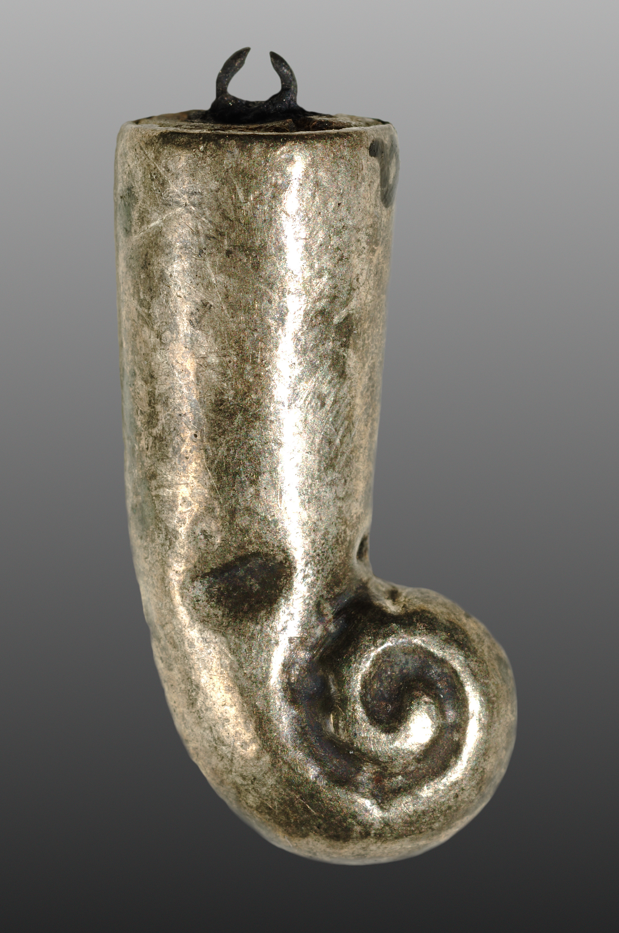 Sidelock (one of a pair)